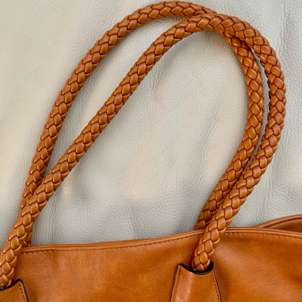 Great Fall Bag! - Picture 5 of 5